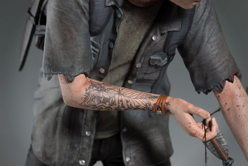 Dark Horse Comics Ellie with Bow - The Last of Us Part II - Collectible Statue