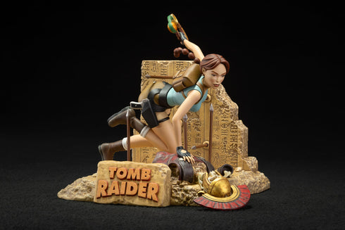 Dark Horse Comics Tomb Raider 1996 Lara Croft Classic Era PVC Statue
