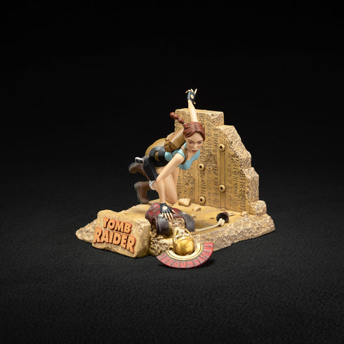 Dark Horse Comics Tomb Raider 1996 Lara Croft Classic Era PVC Statue