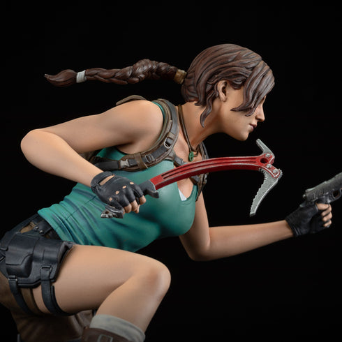 Dark Horse Comics Tomb Raider Lara Croft PVC Statue