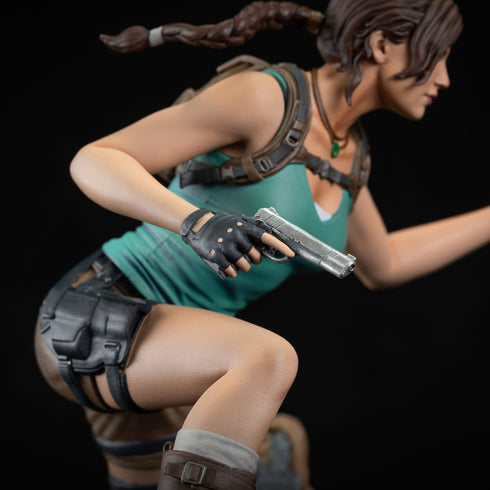 Dark Horse Comics Tomb Raider Lara Croft PVC Statue