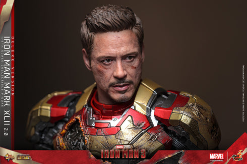 Hot Toys Iron Man Mark XLII (2.0) Deluxe - Iron Man 3 - MMS759D66 - Diecast 1/6 Scale Collectible Figure