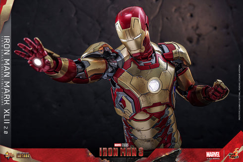 Hot Toys Iron Man Mark XLII (2.0) - Iron Man 3 - MMS758D65 - Diecast 1/6 Scale Collectible Figure
