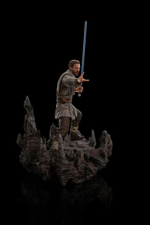 Iron Studios Ben Kenobi - Star Wars: Obi-Wan Kenobi - Battle Diorama Series - 1/10 Scale Collectible Statue