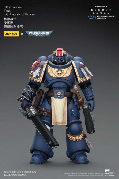 JOYTOY Ultramarines Titus with Laurels of Victory - Warhammer 40,000 - 1/18 Scale Collectible Figure