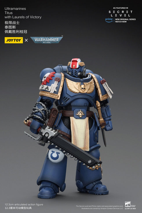 JOYTOY Ultramarines Titus with Laurels of Victory - Warhammer 40,000 - 1/18 Scale Collectible Figure