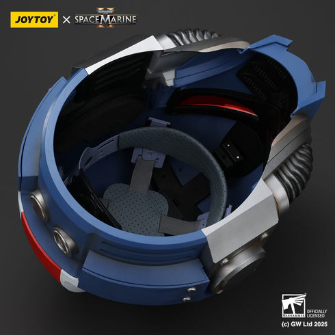 JOYTOY Warhammer 40,000: Space Marine 2 Ultramarines Lieutenant Titus Helmet 1/1 Prop Replica