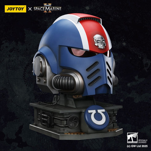 JOYTOY Warhammer 40,000: Space Marine 2 Ultramarines Lieutenant Titus helmet with Display Stand 1/1 Prop Replica