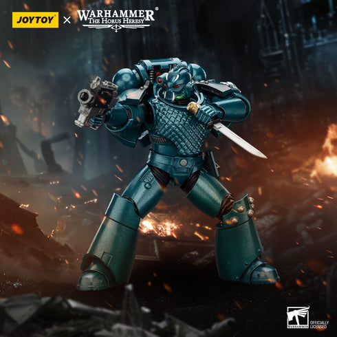 JOYTOY Warhammer The Horus Heresy Alpha Legion Head hunter With Banestrike Combi-Bolter And Power Dagger Action Figure