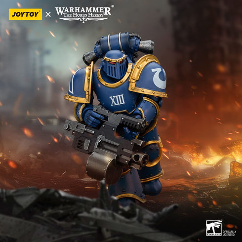 JOYTOY Ultramarines Legion MKIII Tactical Support Squad Legionary with Heavy Bolter - Warhammer: The Horus Heresy - 1/18 Scale Collectible Figure
