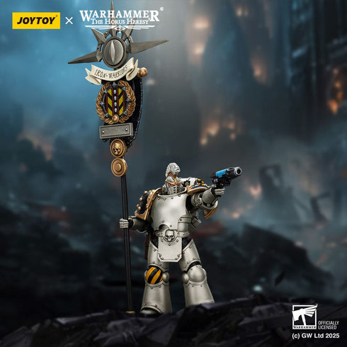 JOYTOY Warhammer The Horus Heresy lron Warriors Command Squad Chosen with Legion Standard 1/18 Action Figure