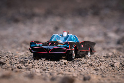 Jada Toys Batman 1966 Batmobile with Batman Robin Penguin and Joker Figures 1/24 Diecast Model