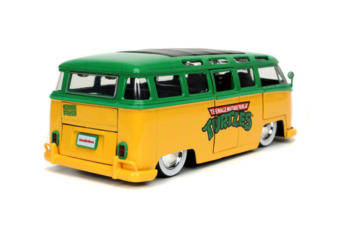 Jada Toys Leonardo & 1962 VW Bus - Teenage Mutant Ninja Turtles - 1/24 Diecast Collectible Model