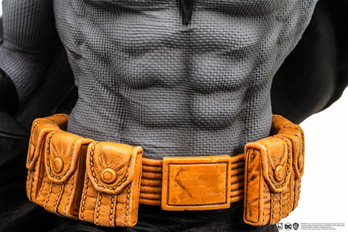 PUREARTS Batman & Catwoman Reunion - DC Comics - 1/4 Scale Collectible Statue