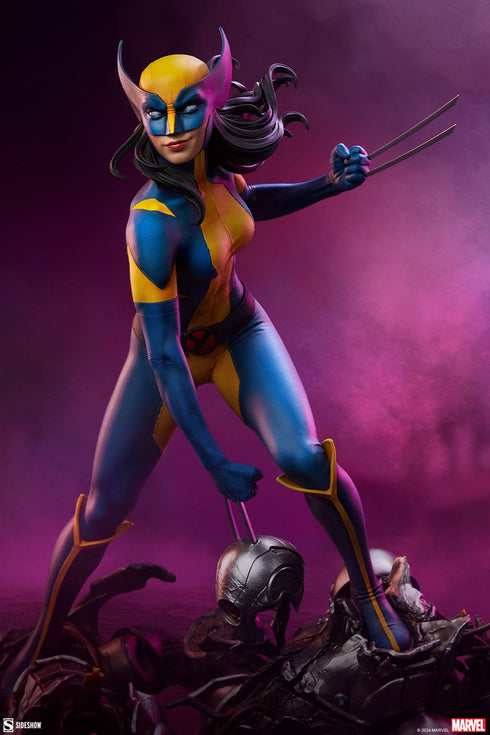 Sideshow Collectibles Marvel Wolverine: X-23 Uncaged Premium Format 1/4 Statue