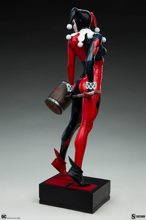 Sideshow Collectibles Suicide Squad Harley Quinn Premium Format Statue