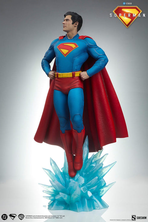 Sideshow Collectibles Superman (2025) Superman Premium Format Statue