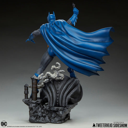Tweeterhead DC Comics Batman (Retro Edition) 1/6 Maquette