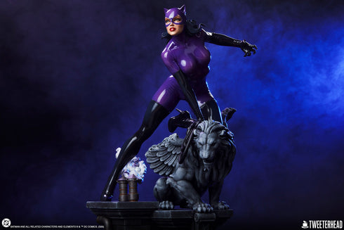 Tweeterhead DC Comics Catwoman (Purple Edition) 1/4 Maquette