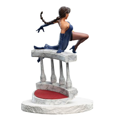 Weta Tomb Raider Lara Croft A Deal at the Opera Mini Statue