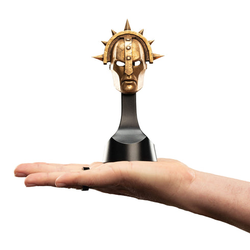 Weta Warhammer: Age Of Sigmar Stormcast Eternal Liberator Helm 1/4 Replica Statue