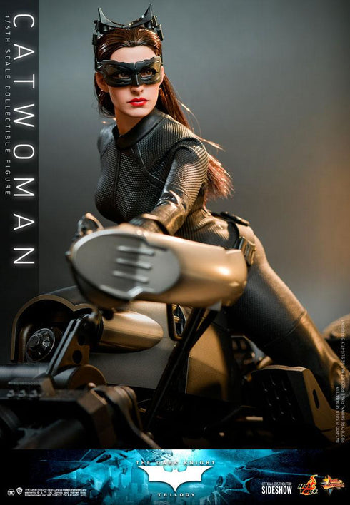 Hot Toys Catwoman - The Dark Knight Rises - MMS627 - 1/6 Scale Collectible Figure